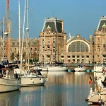 Appartement In Mariakerke With Stunning Sea Views *